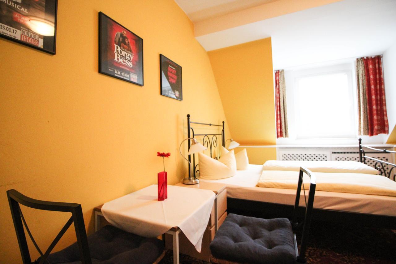 Hotel Pension Am Hauptbahnhof มิวนิก ภายนอก รูปภาพ